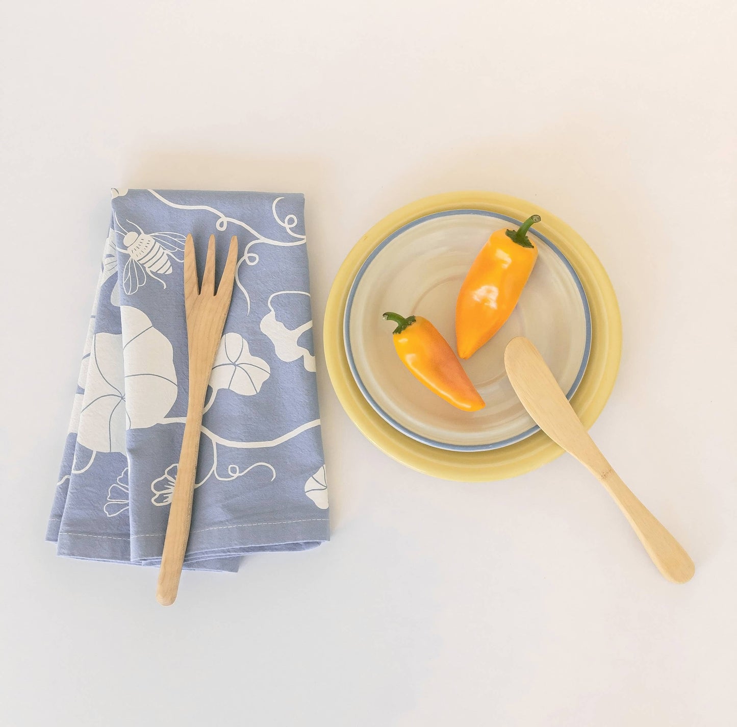 Nasturtiums Cotton Tea Towel - Nature-Inspired Kitchen Towel