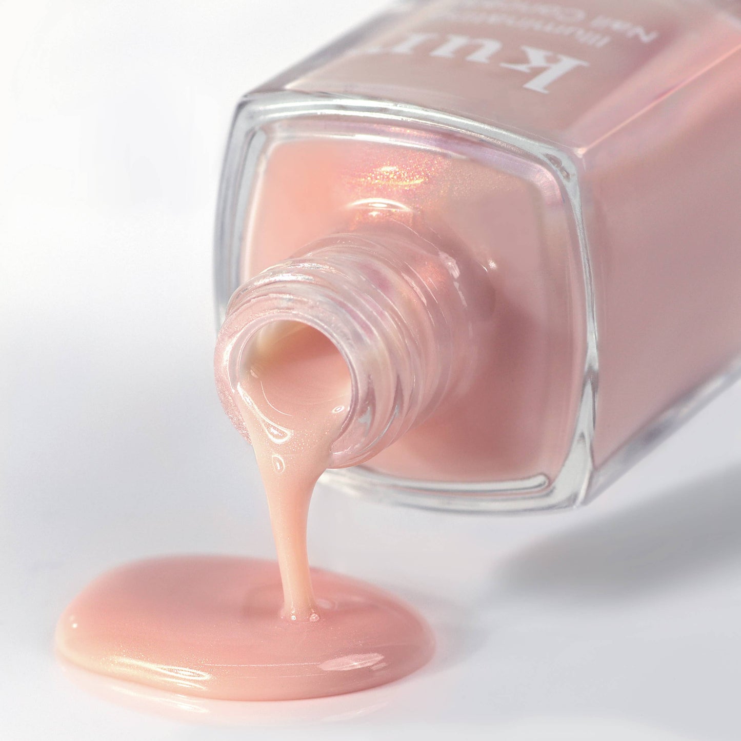 Bubble Illuminating Nail Concealer