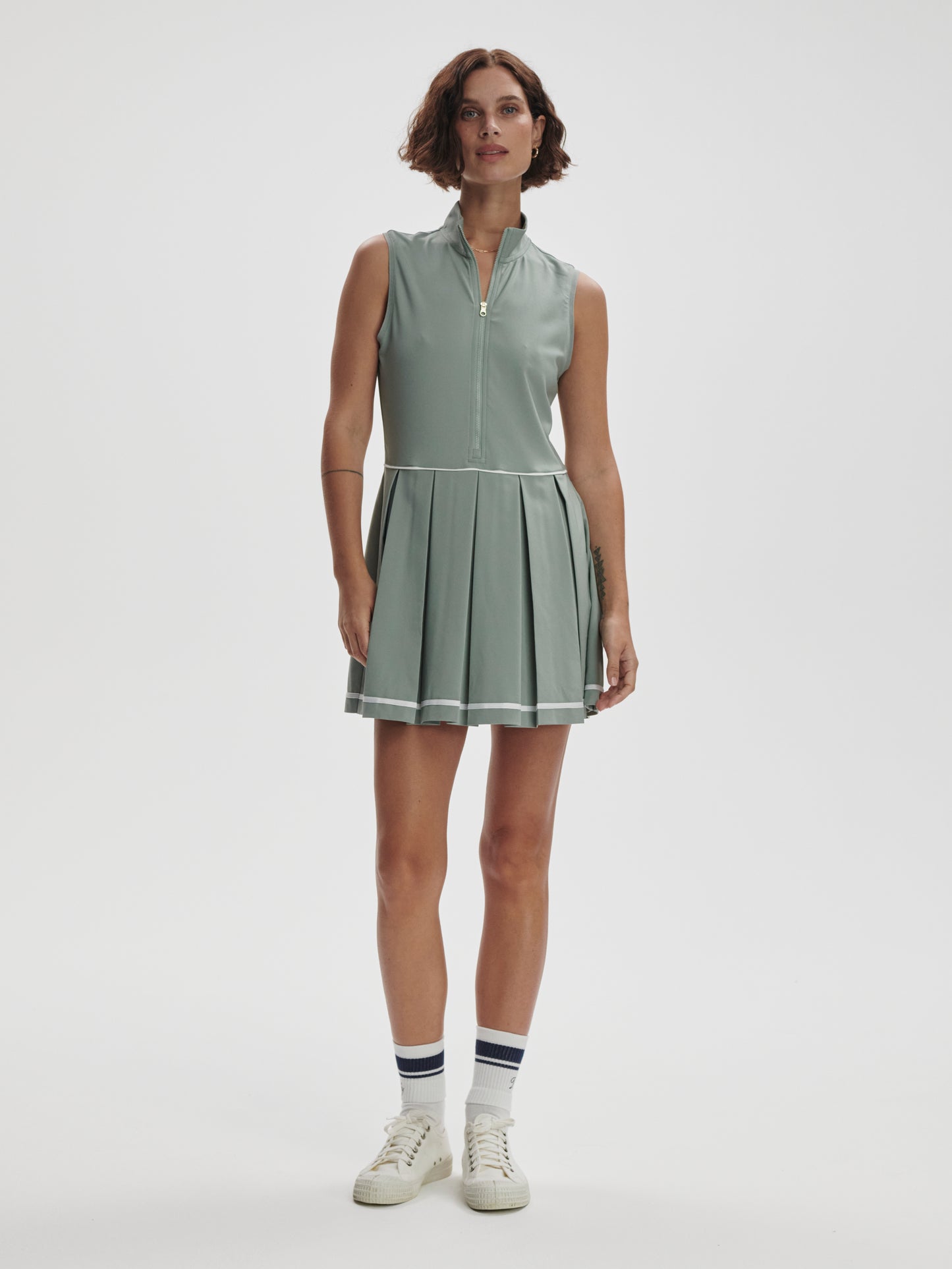 Dalton Court Dress 32"