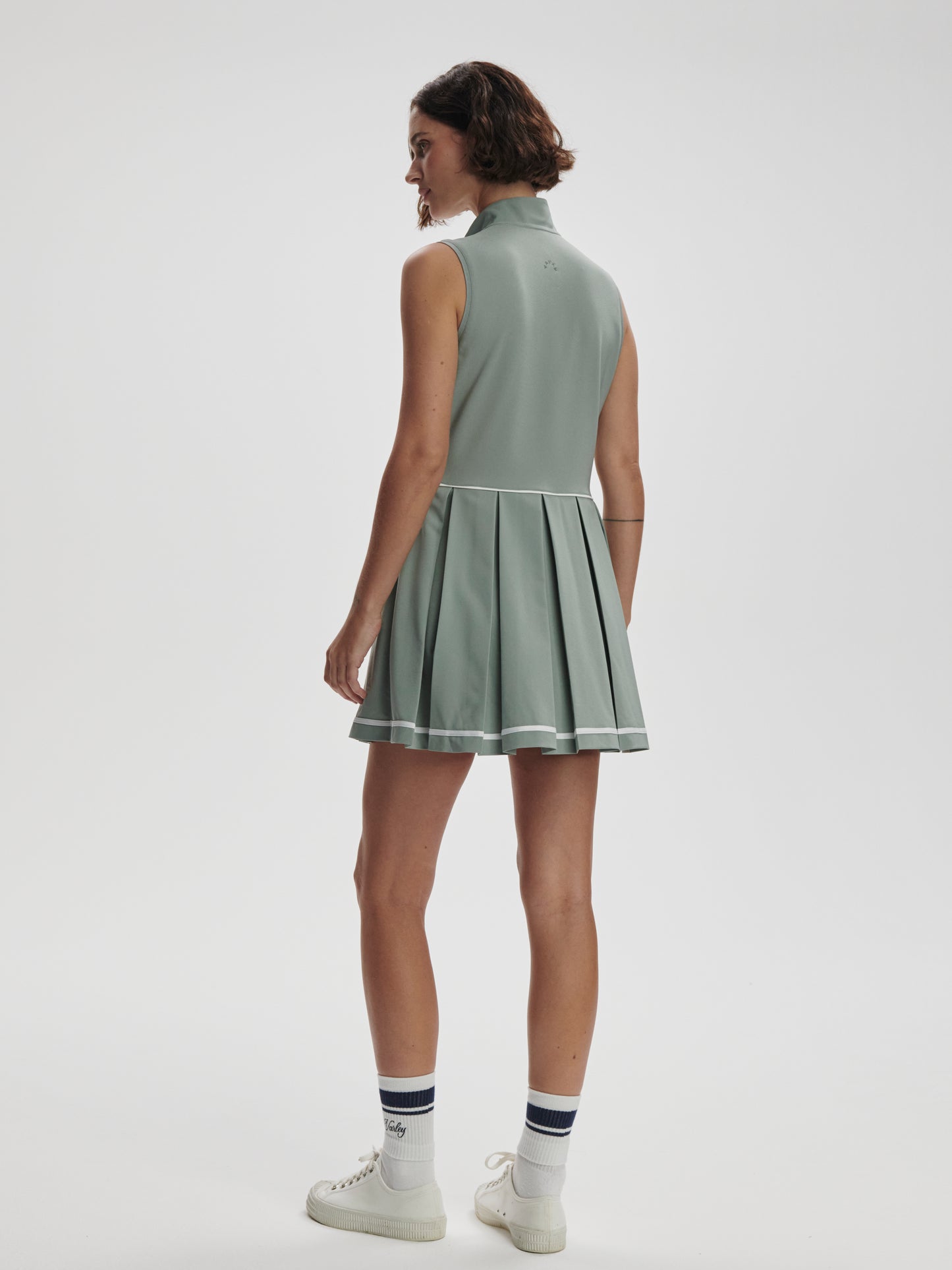 Dalton Court Dress 32"