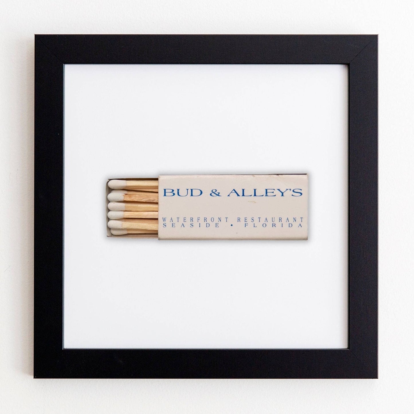 Bud & Alleys Seaside Restaurant