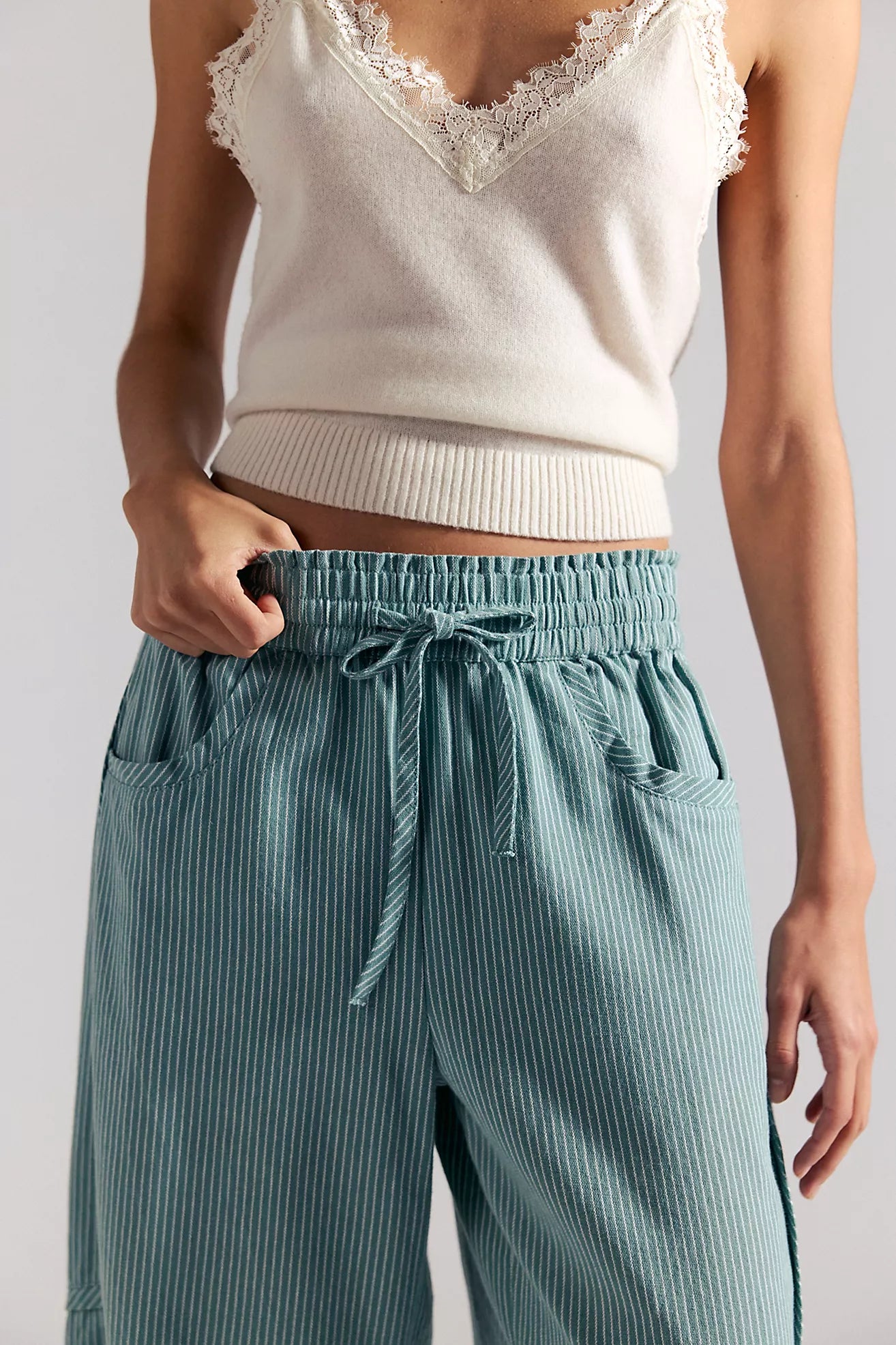 Something Good Pull-On Barrel Pants in Blue Trellis-Nilla Cream