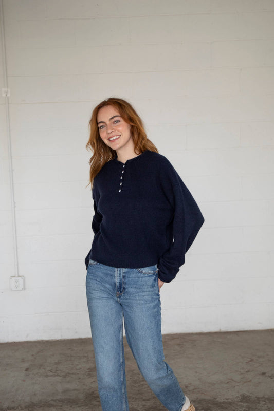 Piper Henley Pullover in Midnight