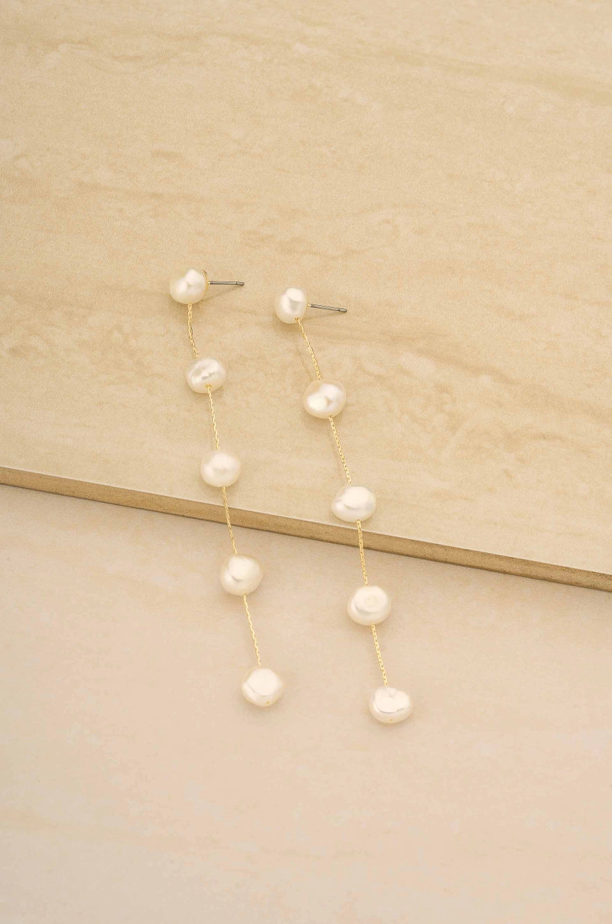 Dripping White Pearl Delicate Drop Earrings