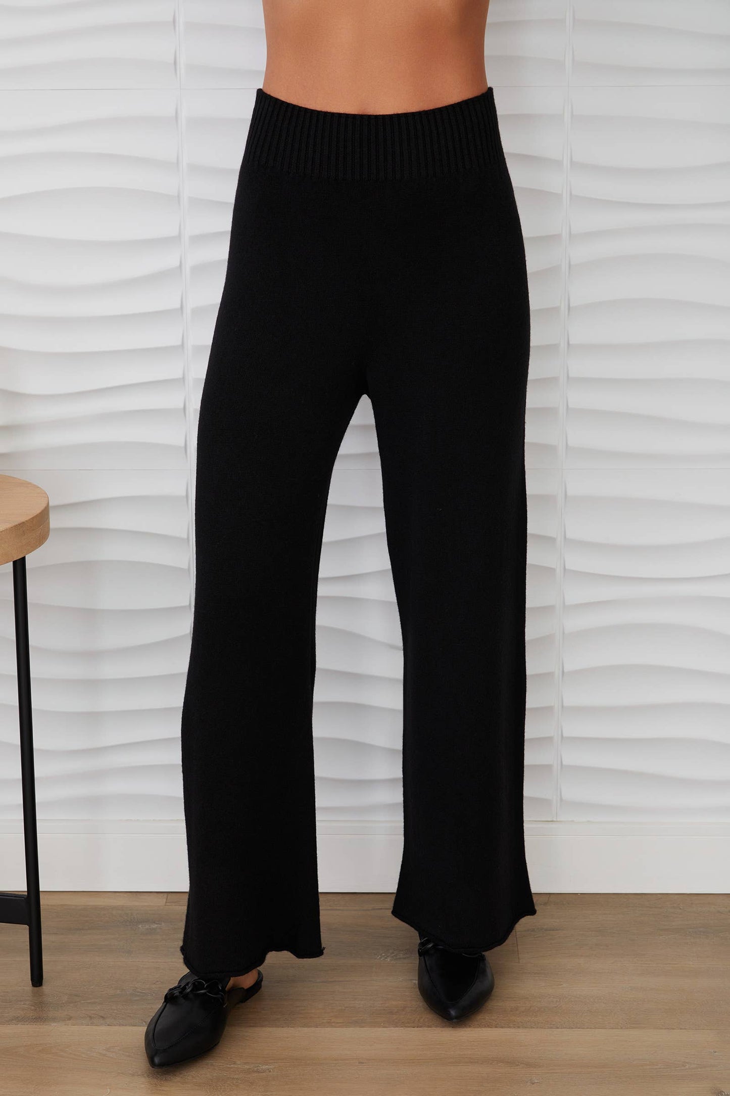 COZY KNIT CROPPED WIDE LEG PANT (330201/27736)