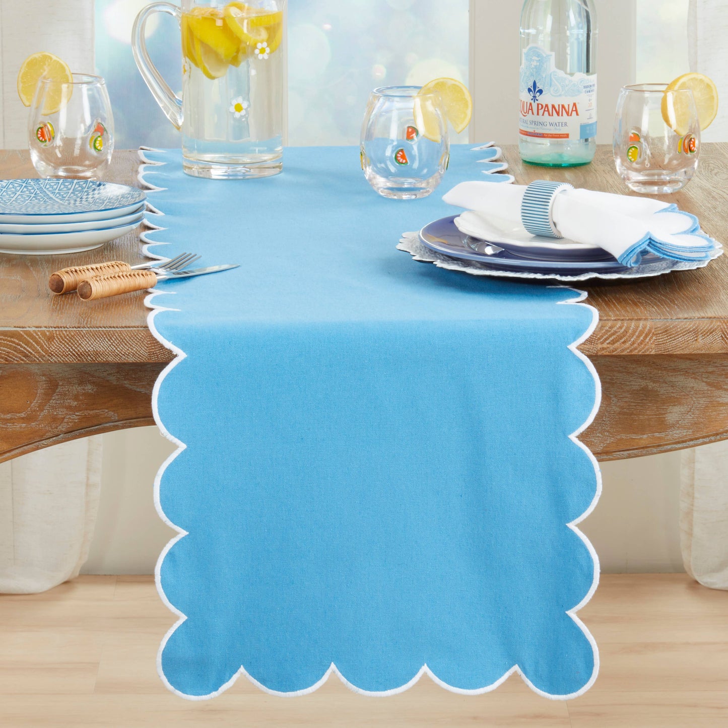 Cotton Scalloped Table Runner