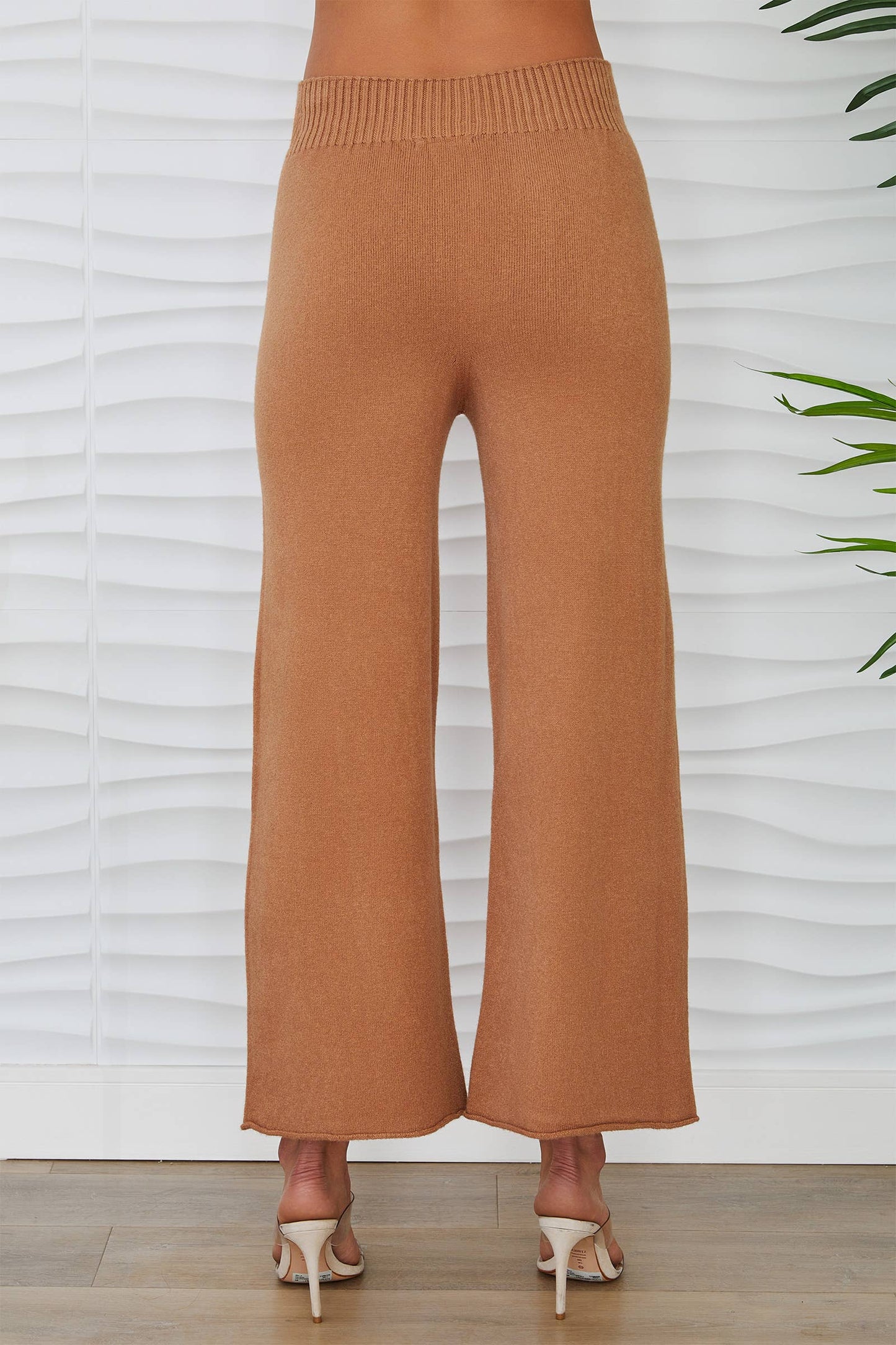 COZY KNIT CROPPED WIDE LEG PANT (330201/27736)