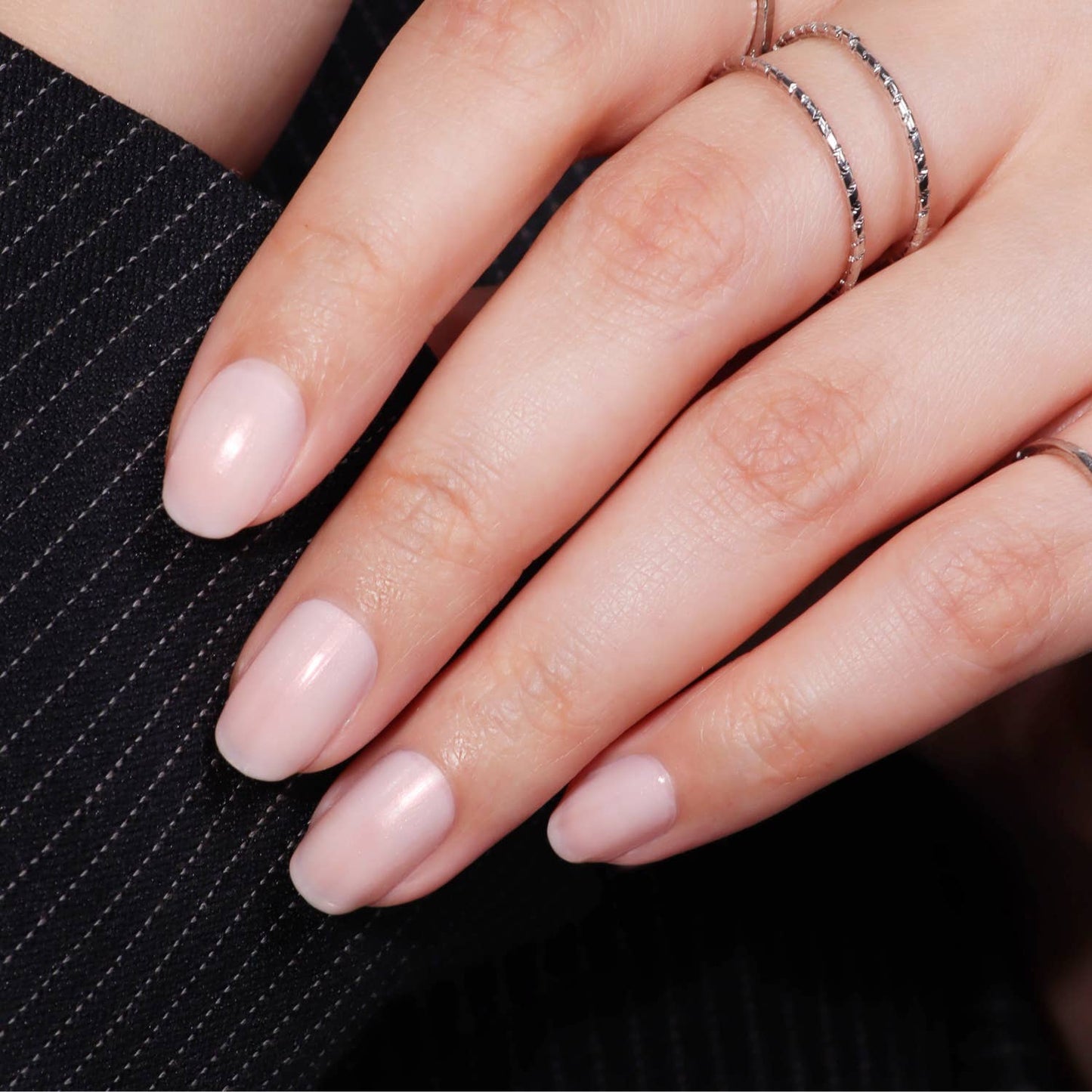 Bubble Illuminating Nail Concealer