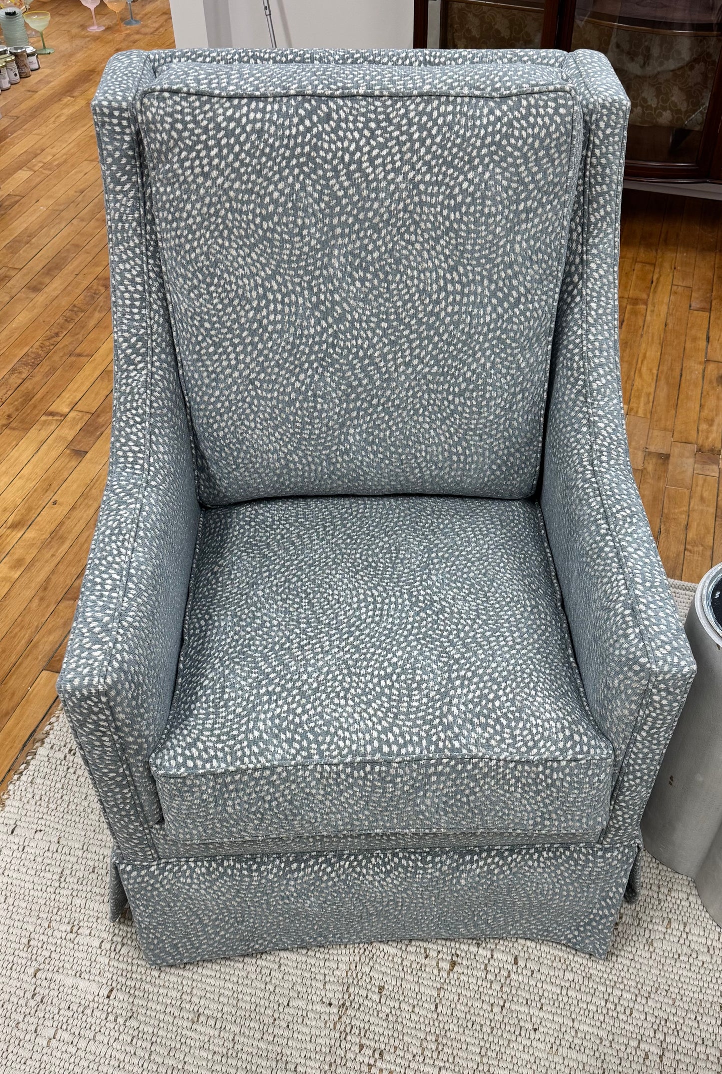 Cobblestone Spa Swivel  Chair