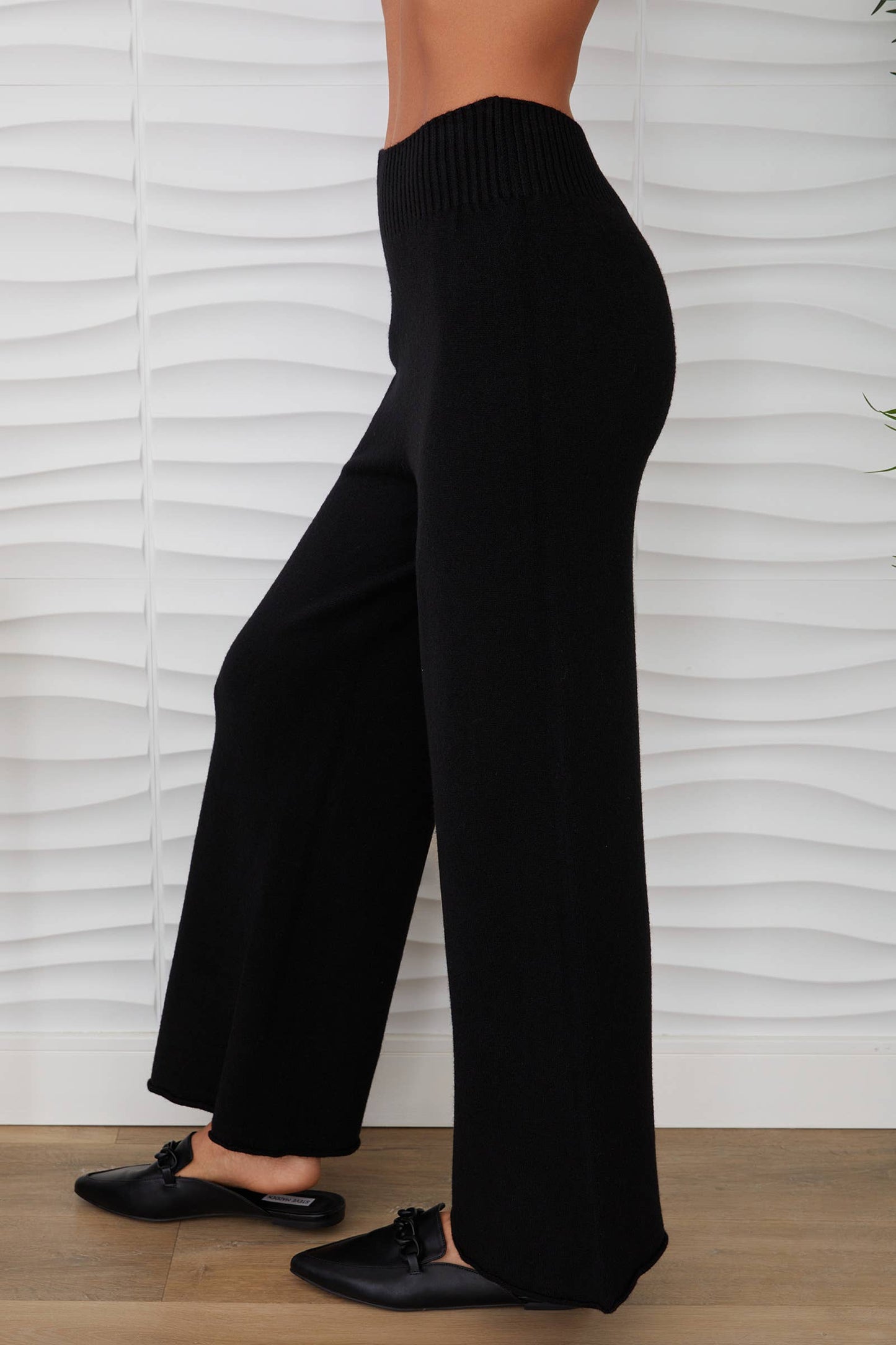 COZY KNIT CROPPED WIDE LEG PANT (330201/27736)