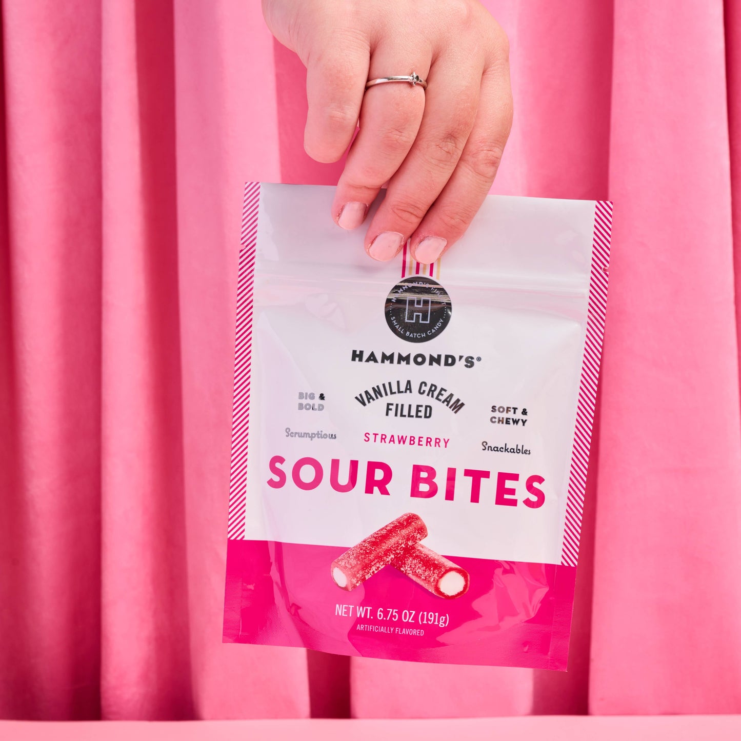 Sweet & Sour Candy - Strawberry w/ Vanilla Cream - 6.75 oz