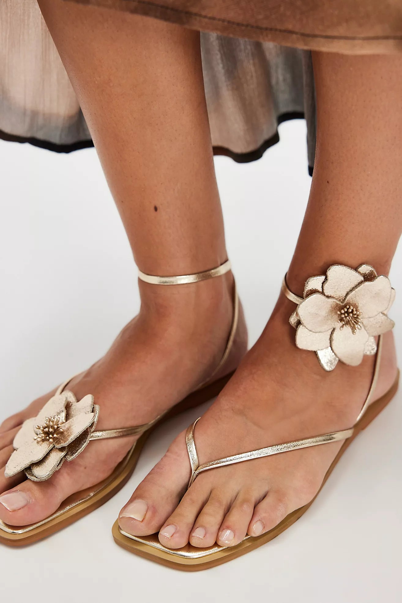 Mismatch Magnolia Sandals