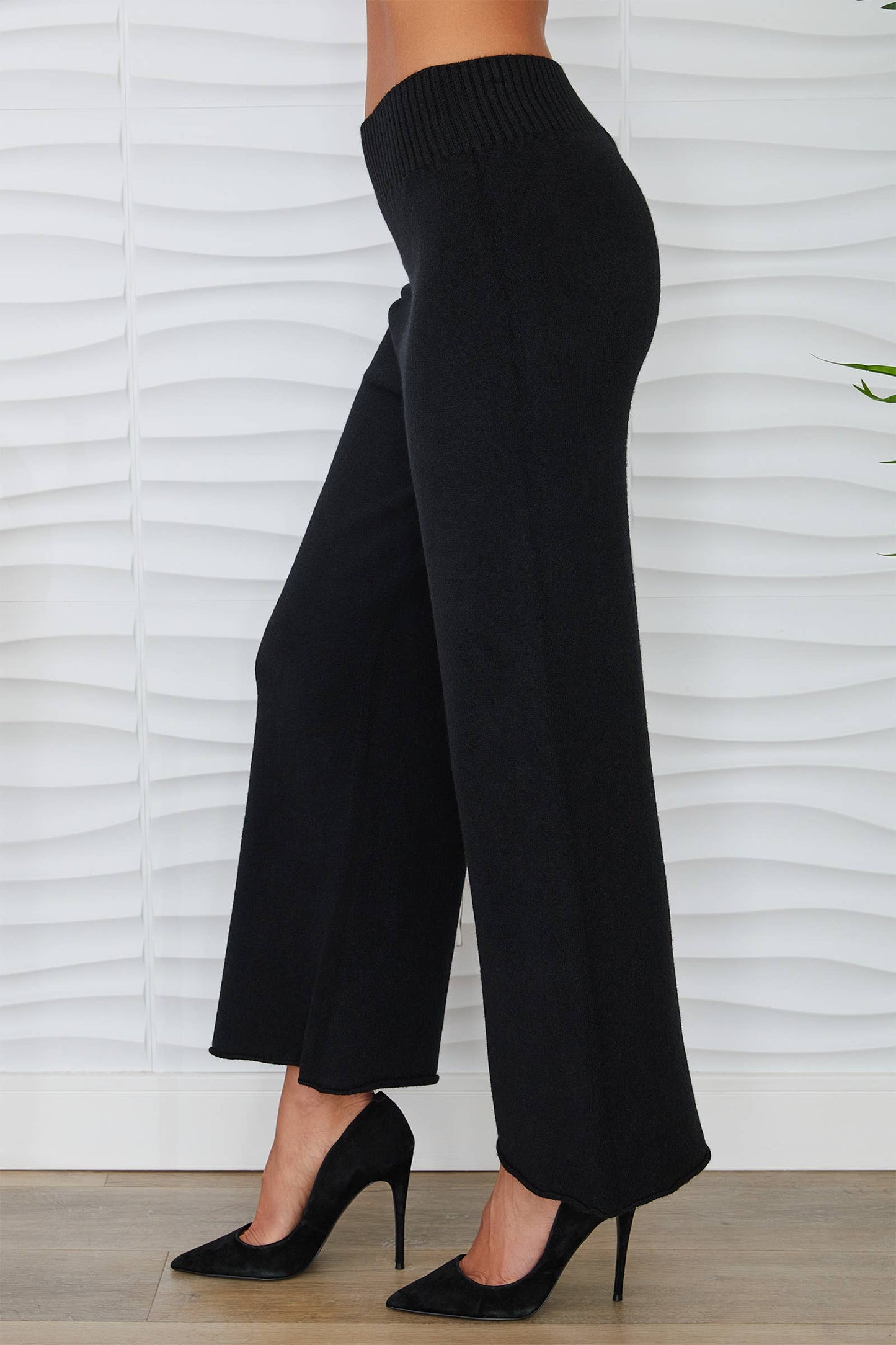 COZY KNIT CROPPED WIDE LEG PANT (330201/27736)