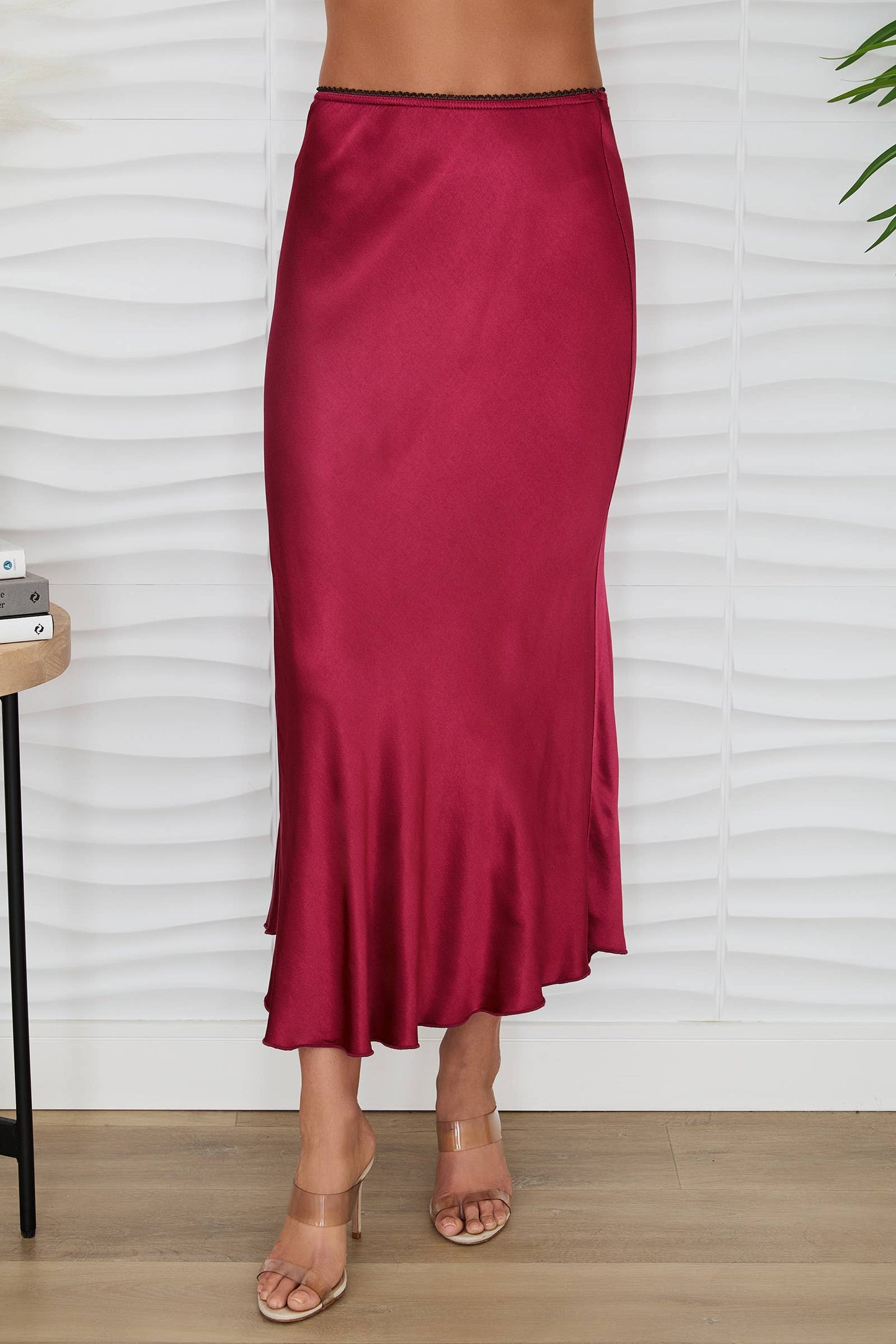 SILKY SLIP SKIRT WITH LACE ELASTIC WAISTBAND  (9298/235110)
