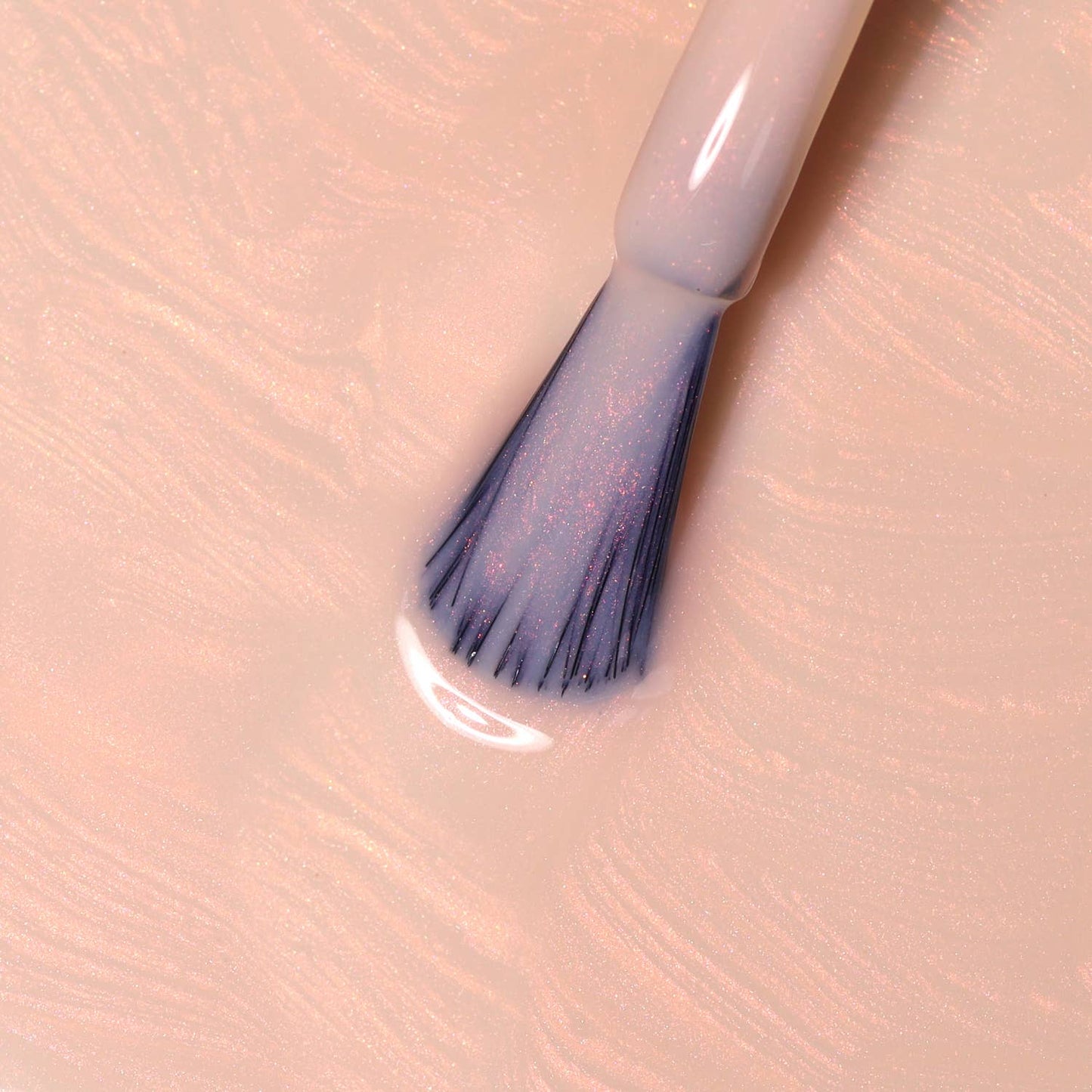 Bubble Illuminating Nail Concealer