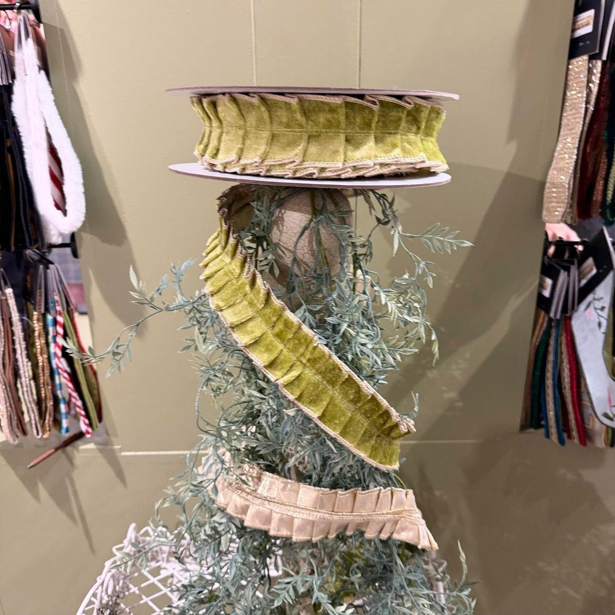 Apple Velvet Pleated Metallic Dupion DBL Fused-1.5x10yd