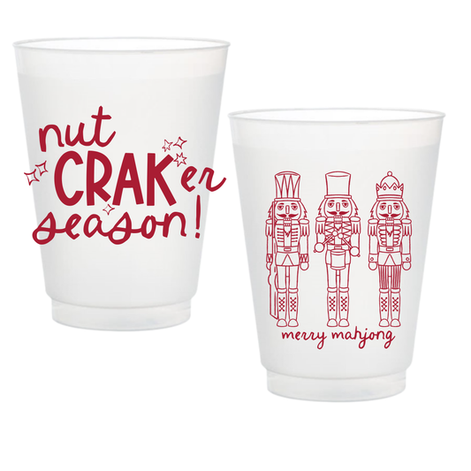 Nut CRAK er Season Frosted Cups